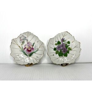 2 Vintage Nasco Japan violet Floral Trinket Dish Leaf Shape 5" shell 3. 5"